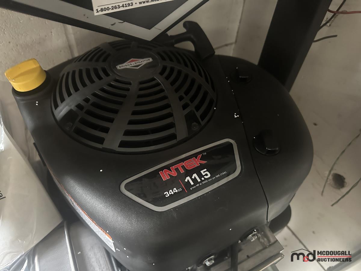 Moteur Briggs & Stratton Intek 344 cc 11.5 HP sur support