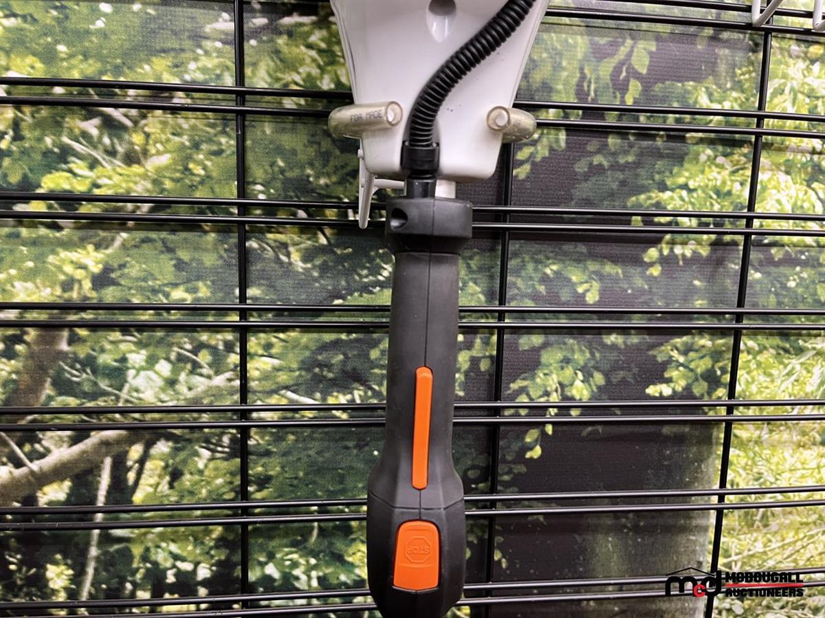 STIHL FS 240R Débroussailleuse (Inutilisé)