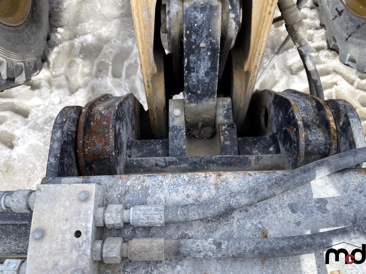 2012 Caterpillar TH406 Telehandler