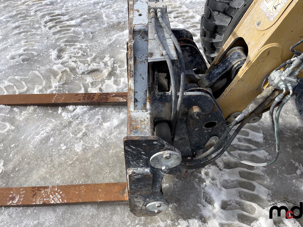 2012 Caterpillar TH406 Telehandler