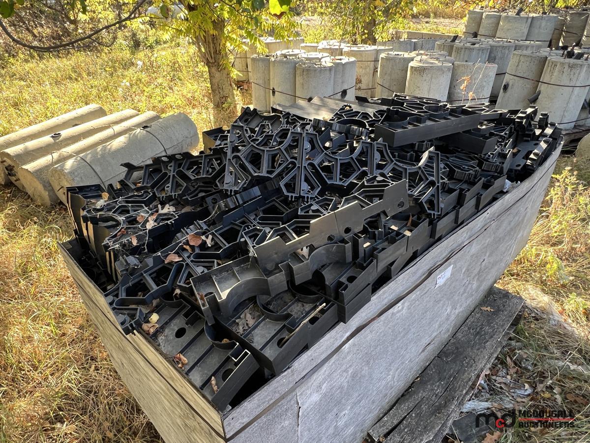 Steel Fence Posts, Aluminum Pipes, Brackets & Post Blocks