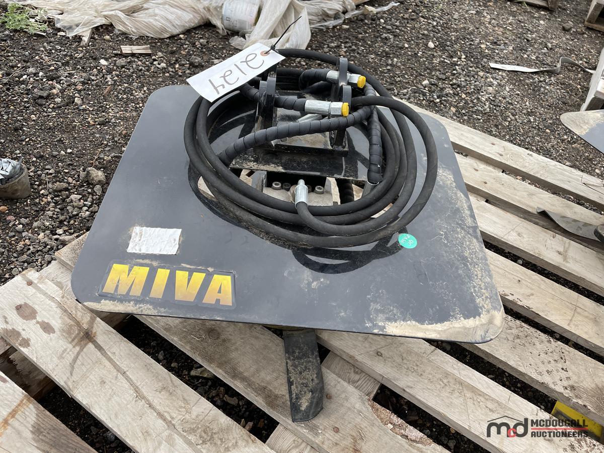 Mini MIVA Excavator Hedge Cutter