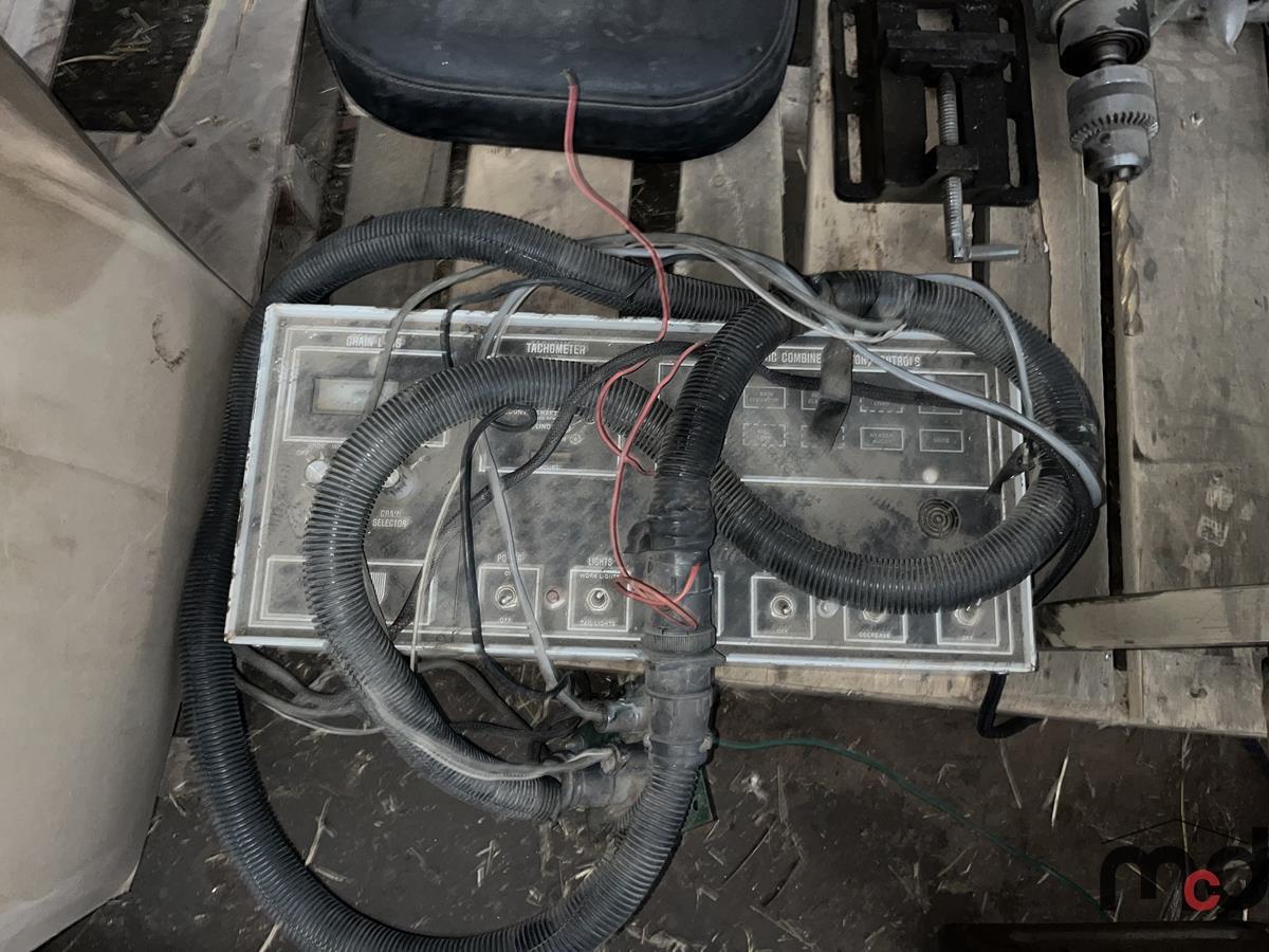 Electronic Combine Monitor