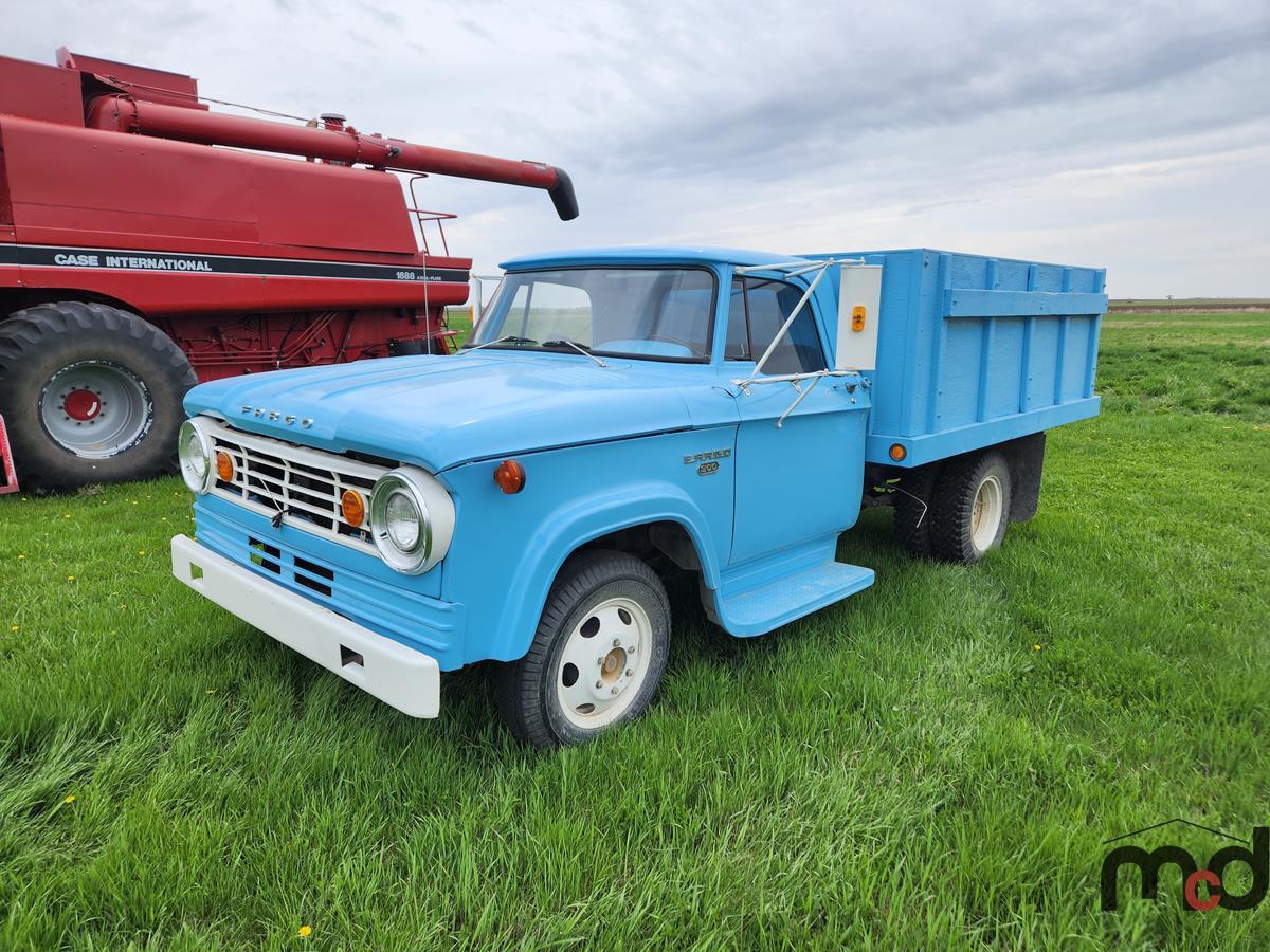 1967 Fargo 300 Grain Truck