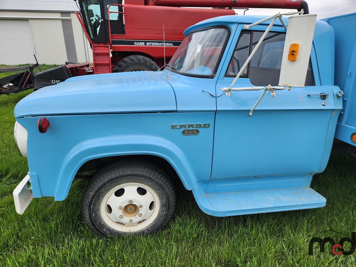 1967 Fargo 300 Grain Truck