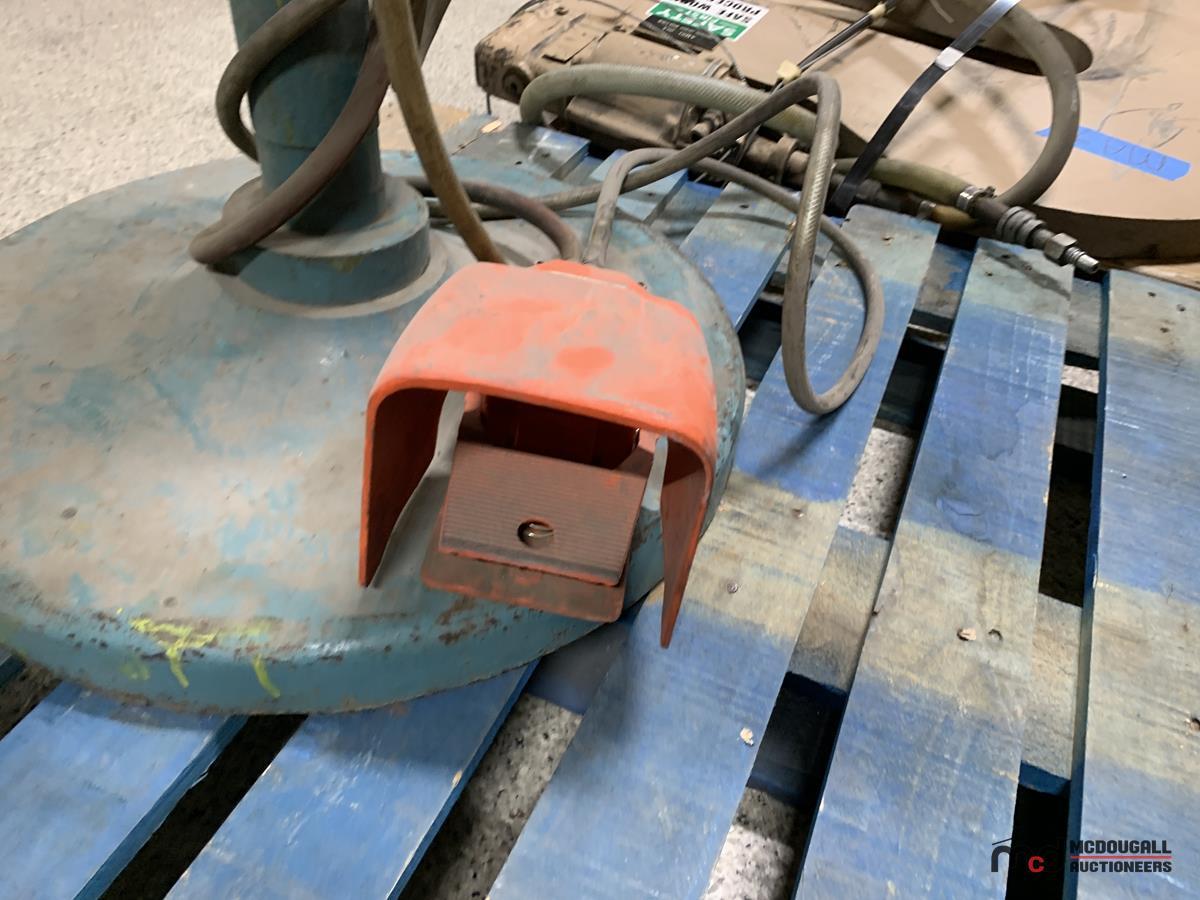 C-Frame Squeezer