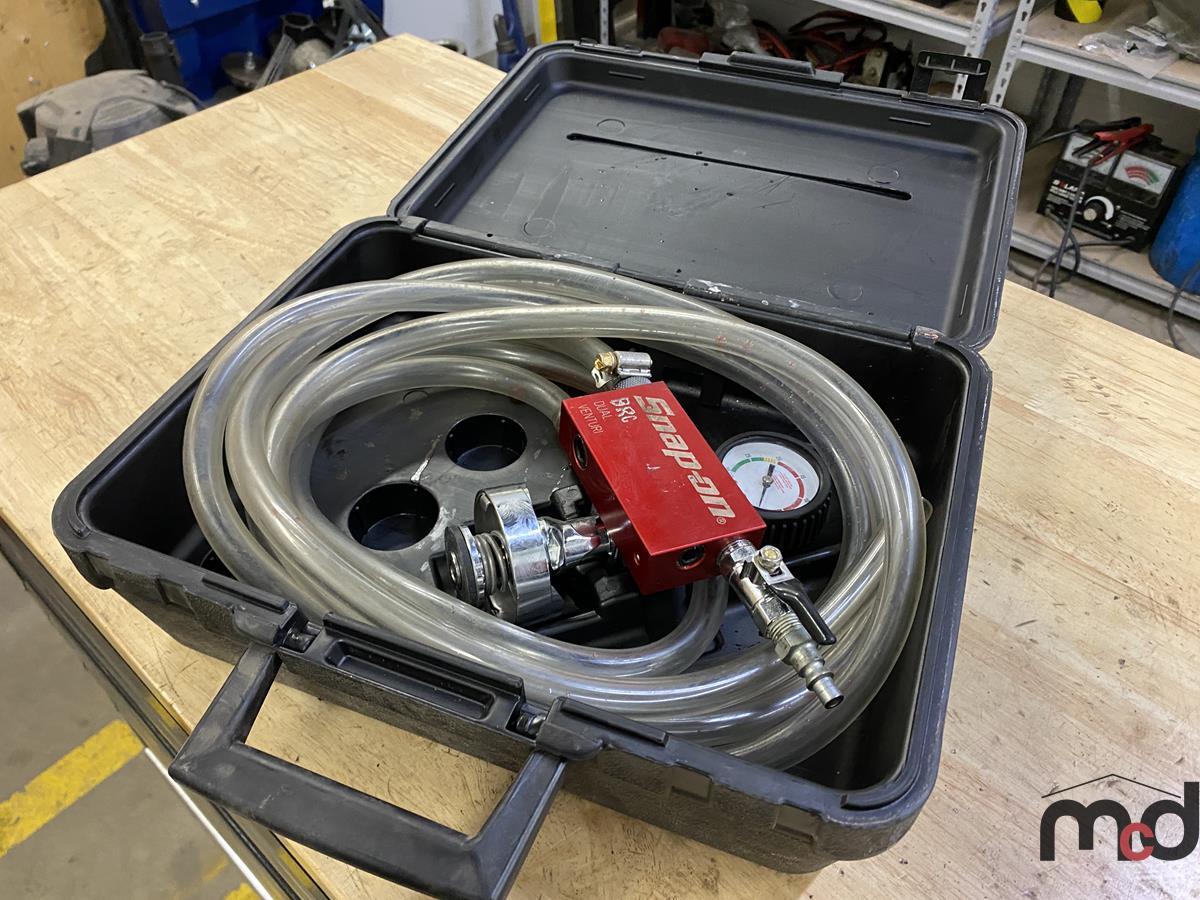 Snap-On Cooling System Refiller