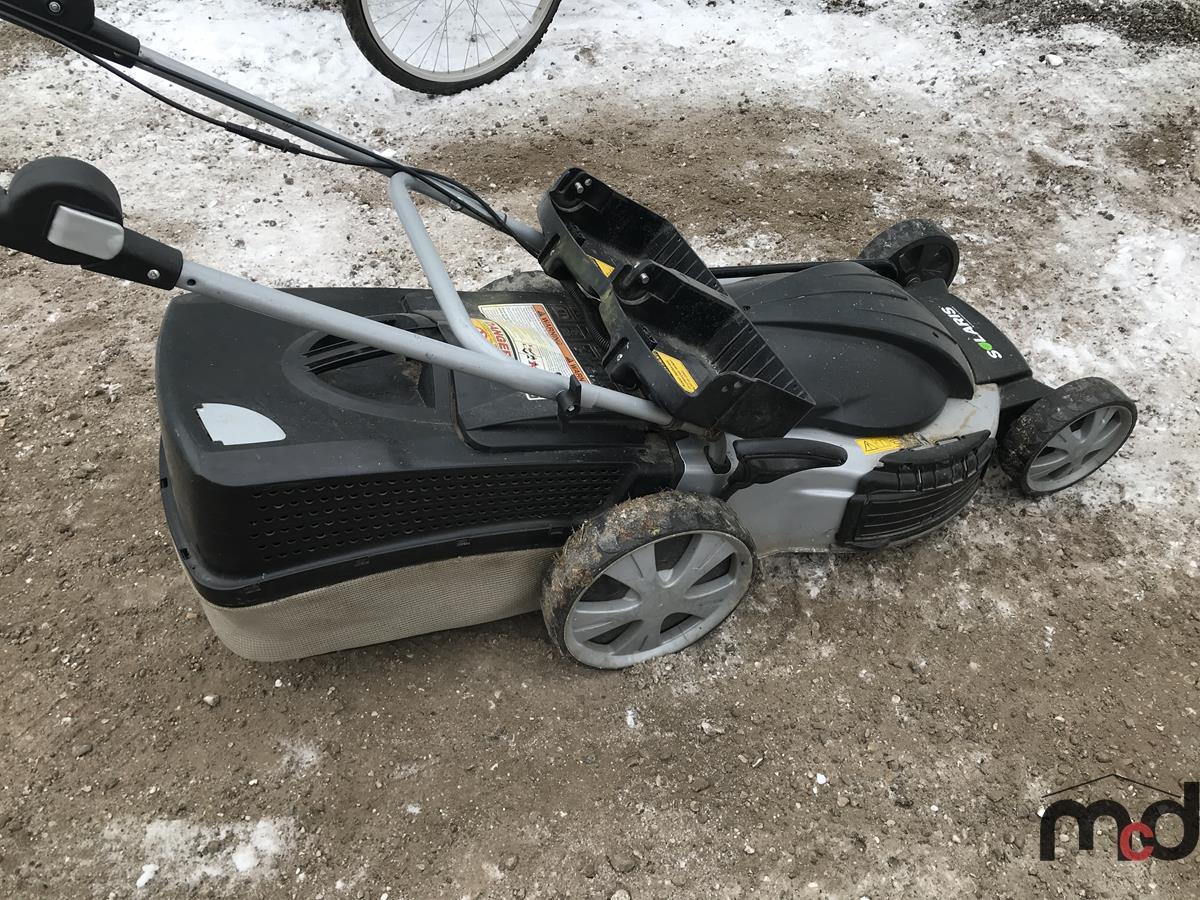 Solaris Lawn Mower