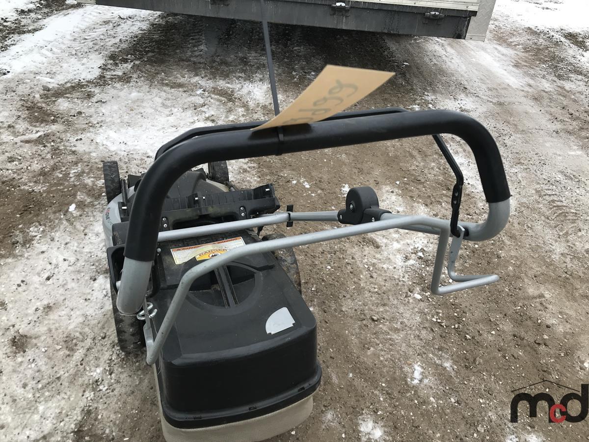 Solaris Lawn Mower