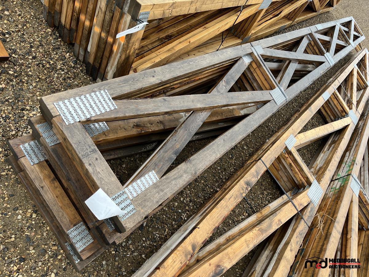 (25' x 2' x 1 1/2'') Bundle of Wood Trusses