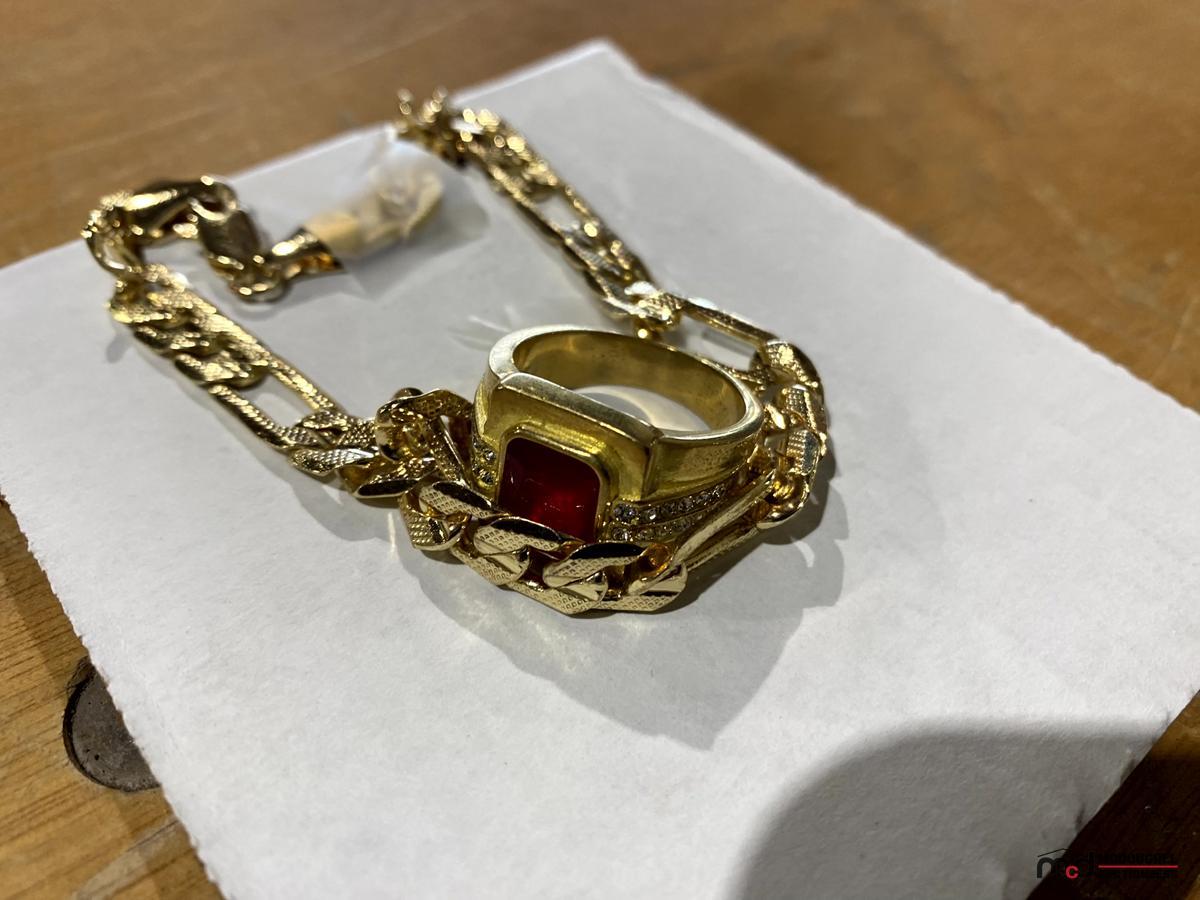 Ring & Necklace