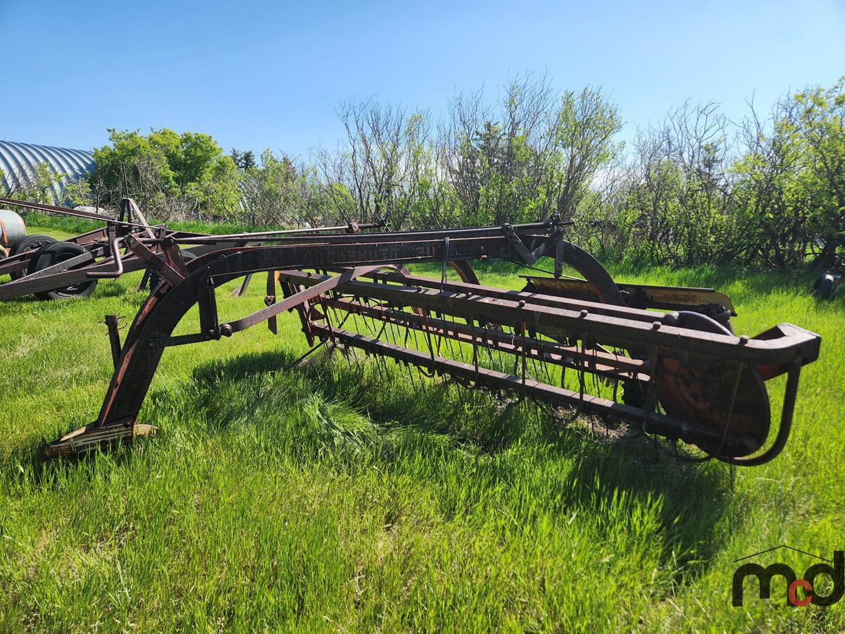 Cockshutt 311 Rake