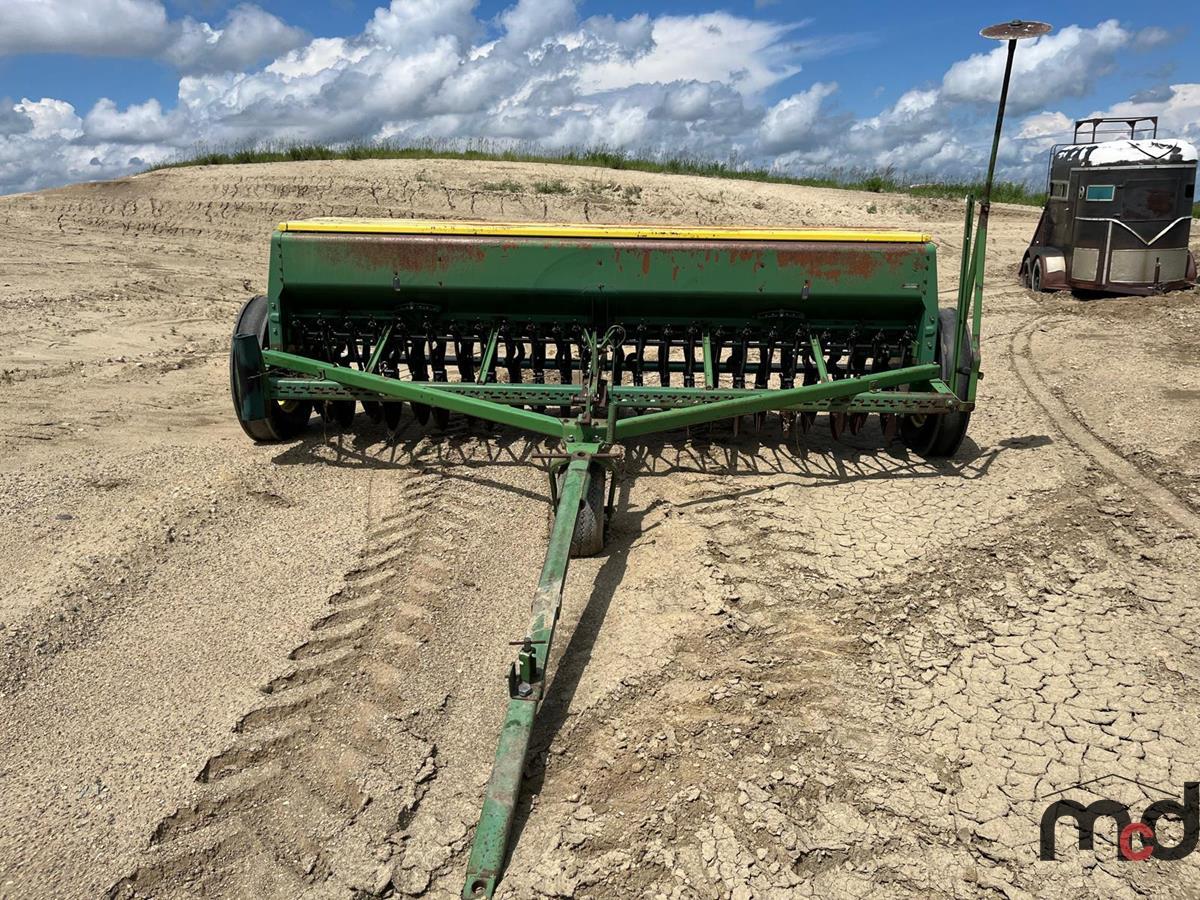 John Deere 8350 Grain Drill