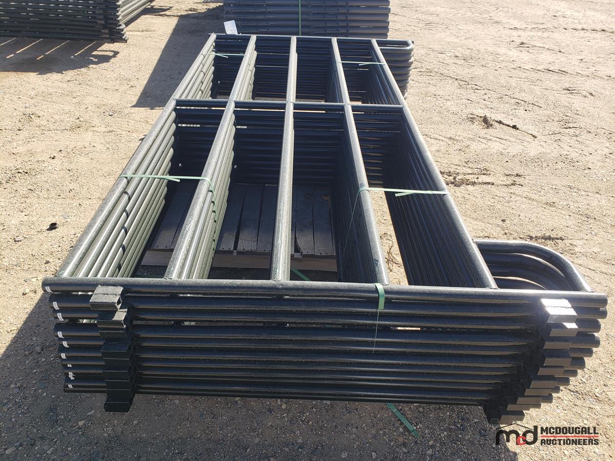 (1) Bundle of Livestock Corral Panels (Approx. 110