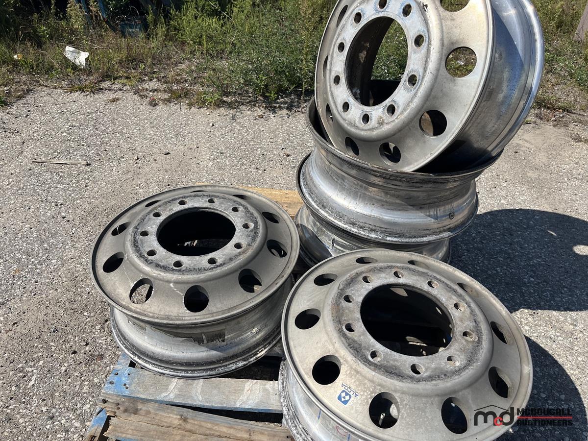 (5) 11R22.5 Aluminum Rims