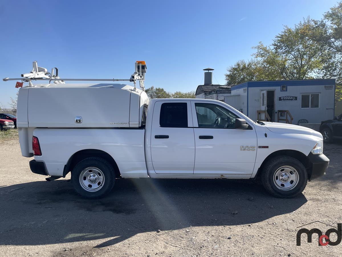 2016 Dodge Ram 1500 ST Quad Cab Eco Diesel 1500 w/ Spacekap & Ladder Rack