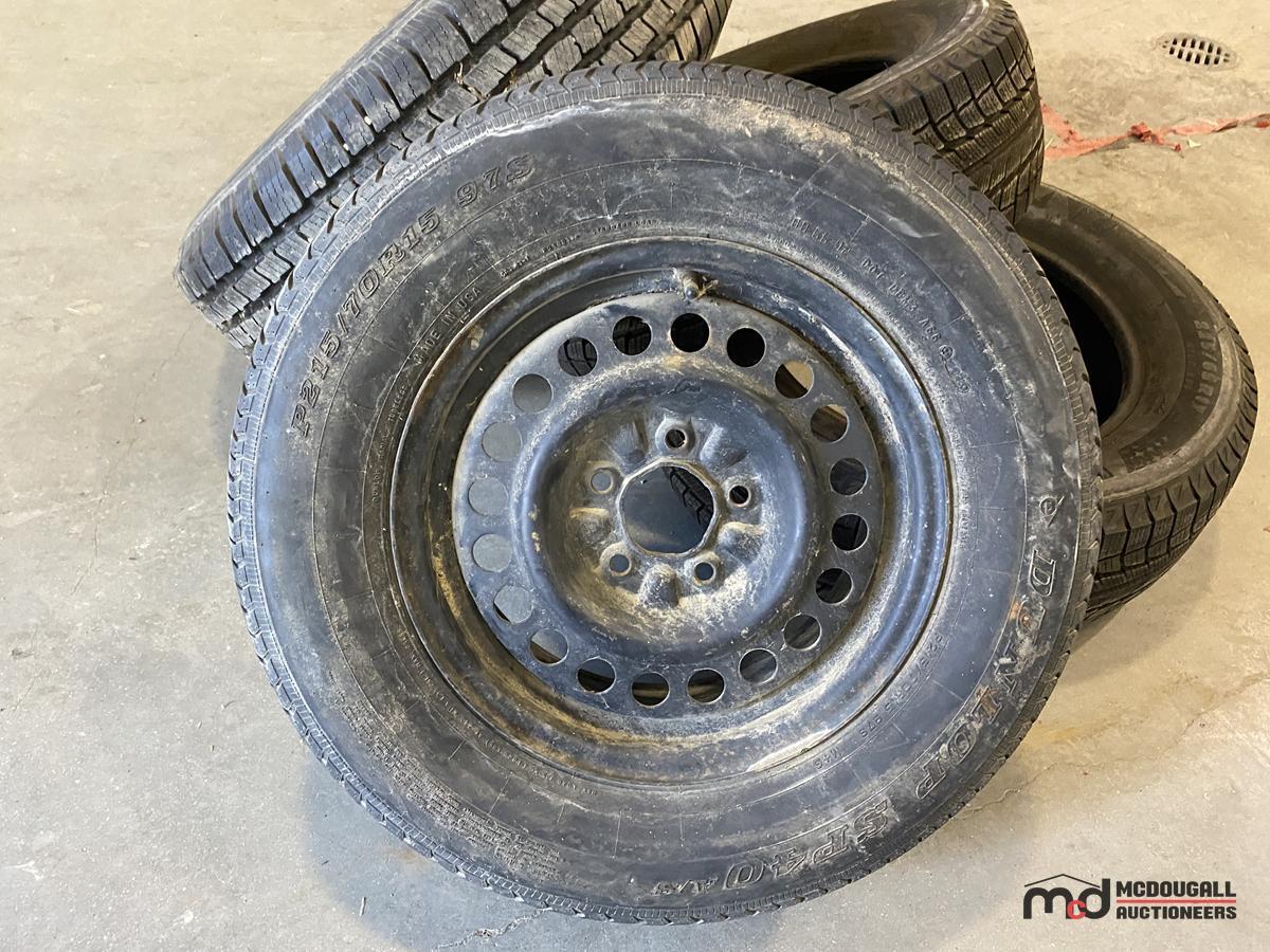 (4) Vehicle Tires w/ & Without Rims