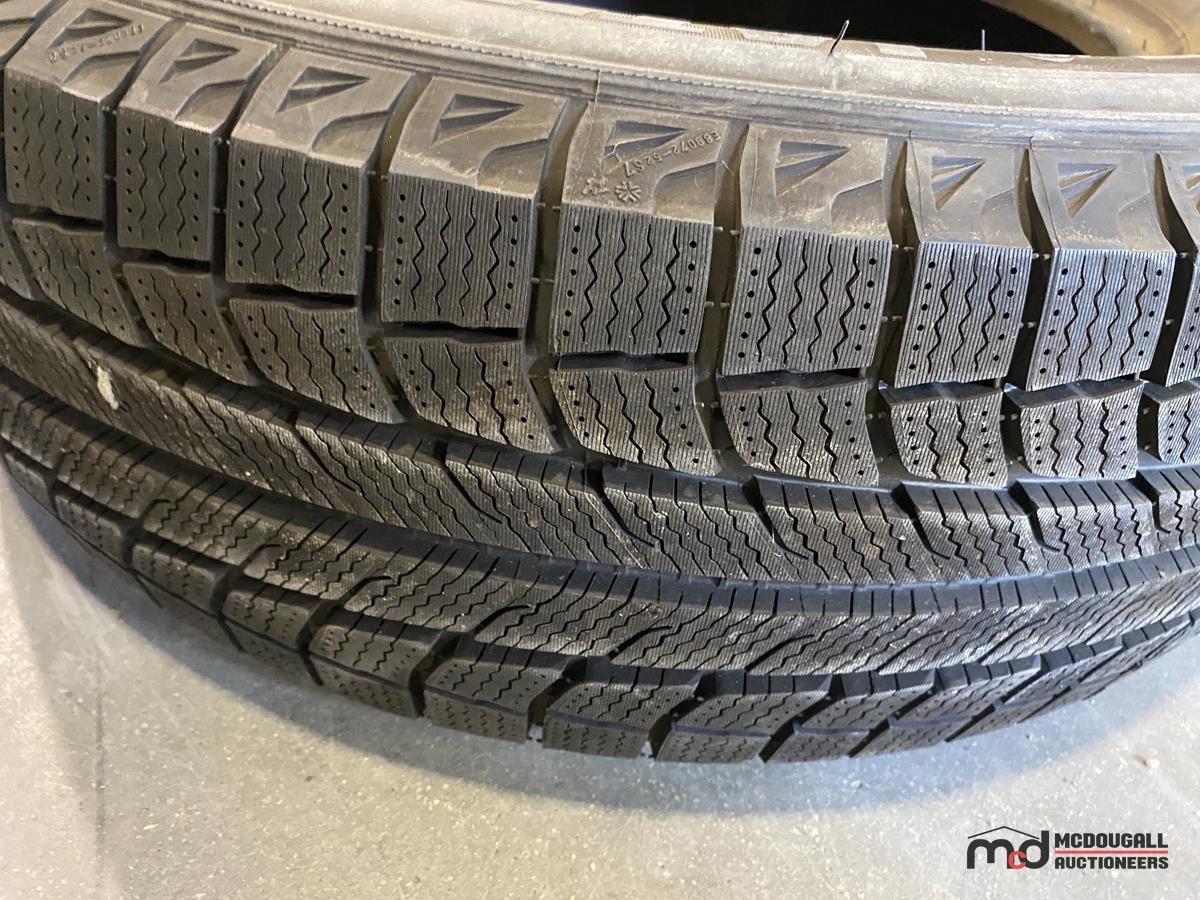 (4) Vehicle Tires w/ & Without Rims