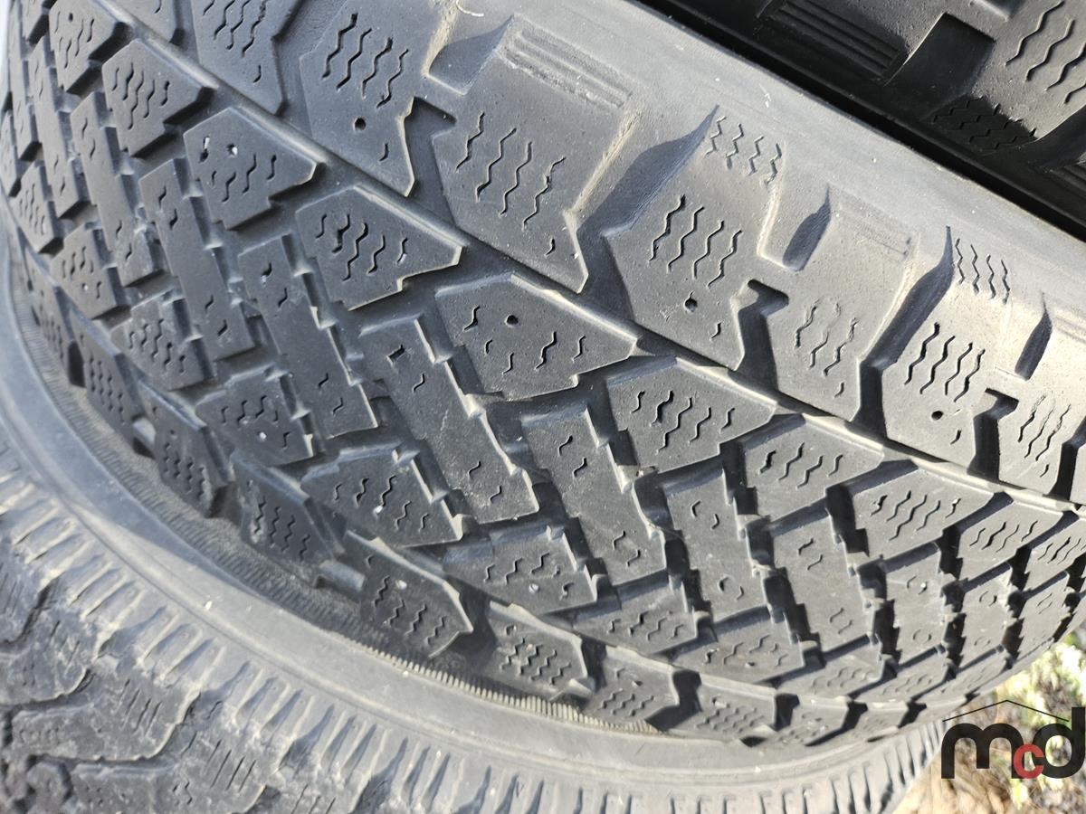 (4) 215/65R16 Tires and Rims