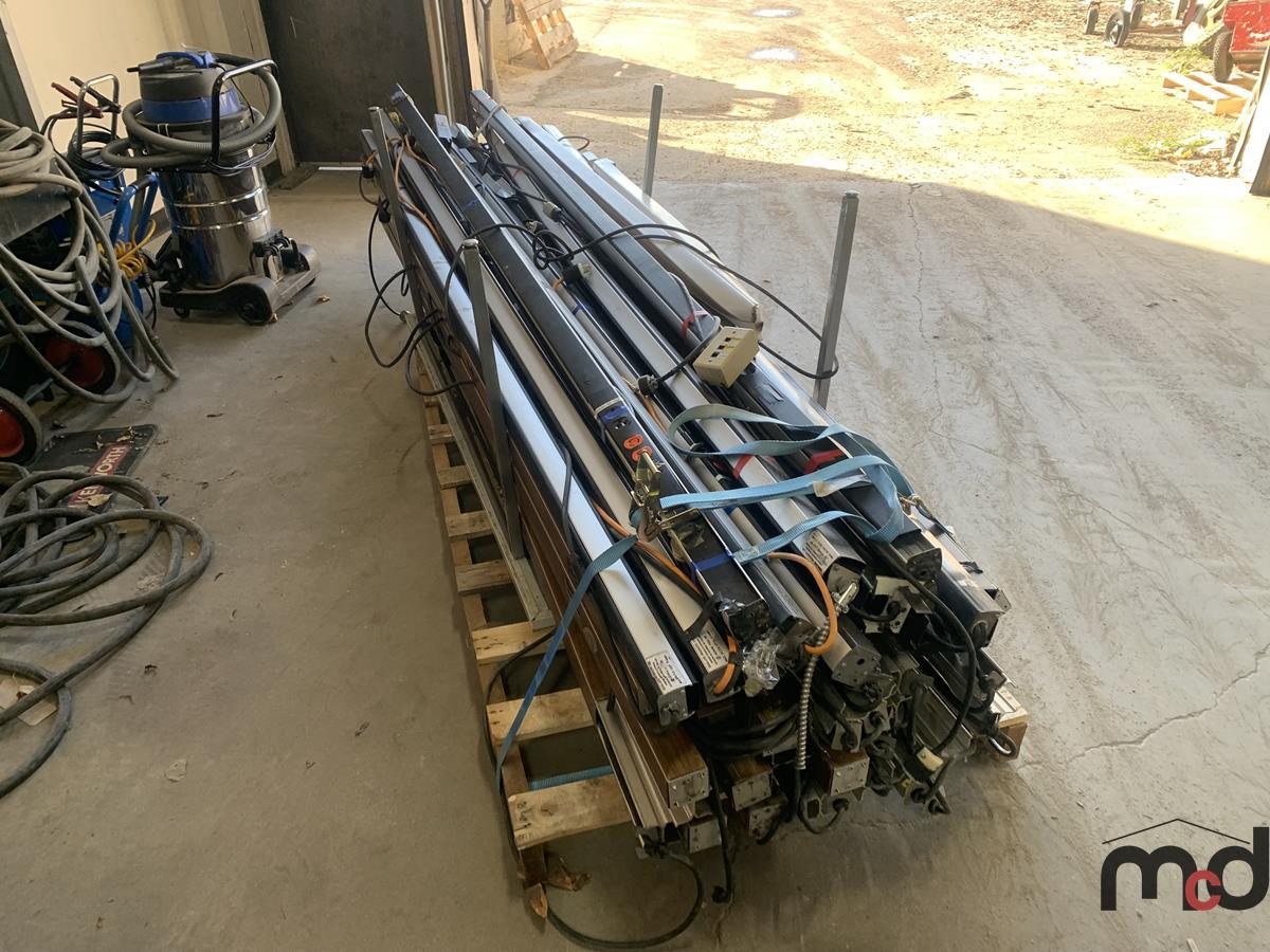 Quantity of Large Power Bars