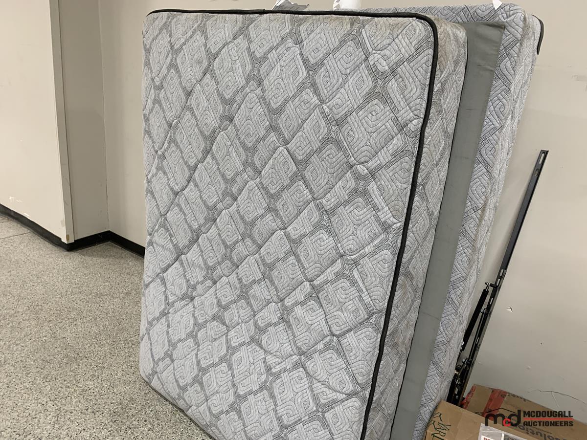 Sealy Double Mattress & Box Spring
