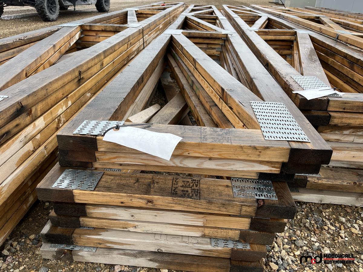 (25' x 2' x 1 1/2'') Bundle of Wood Trusses