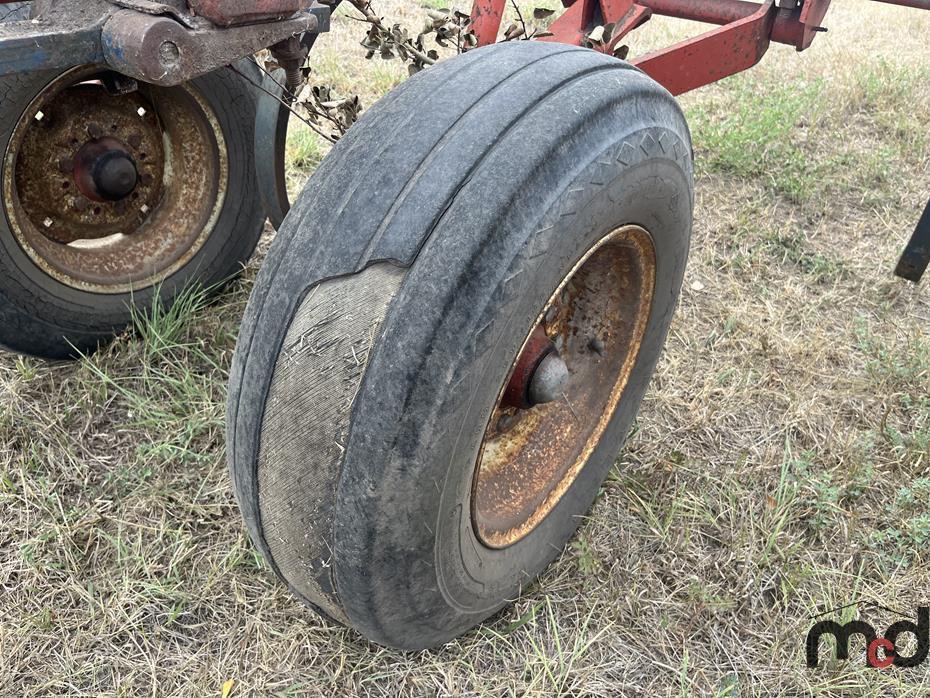 Morris Magnum CP731 Cultivator