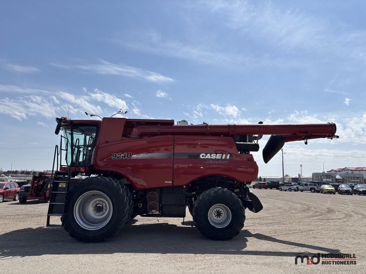 2015 Case IH 9240 Combine