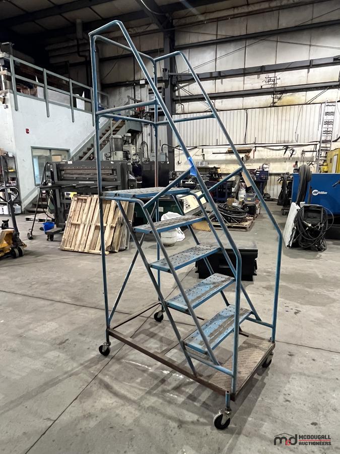 Rolling Shop Ladder