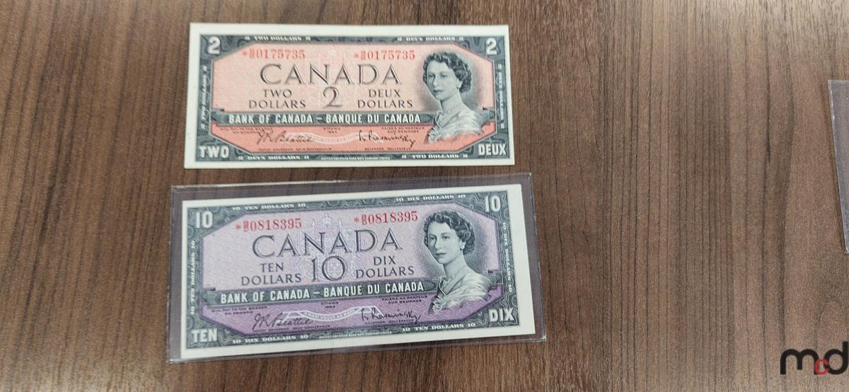 Bank of Canada (13) Various 