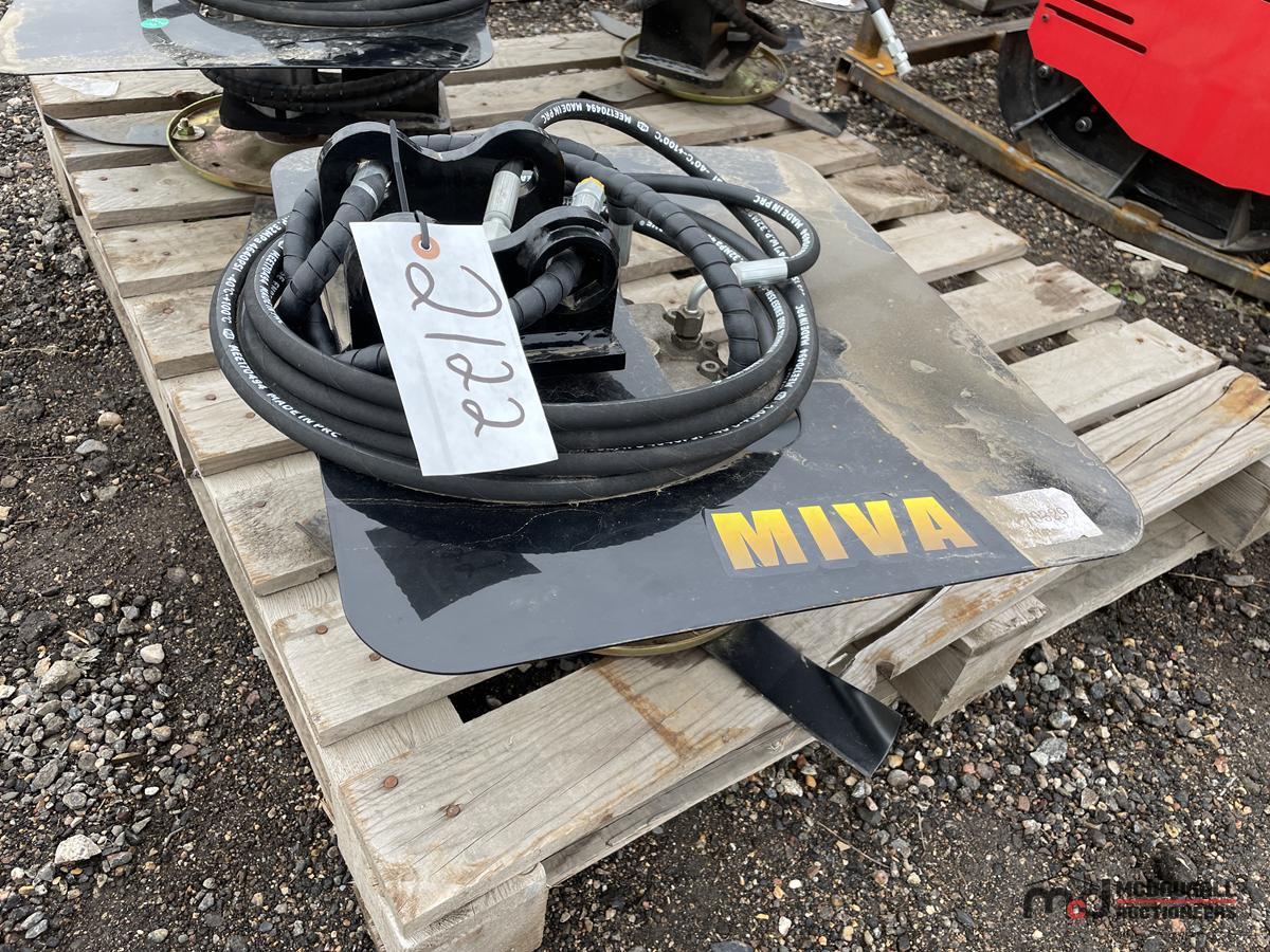 Mini MIVA Excavator Hedge Cutter