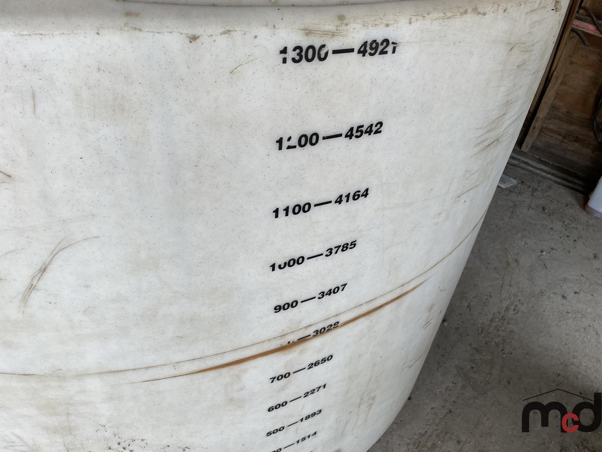5,300L Poly Water Tank