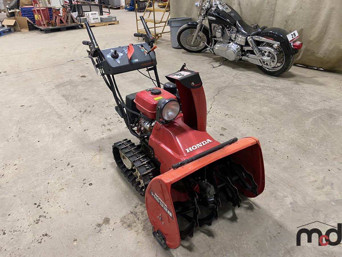 Honda HS928 Snowblower